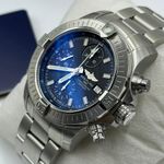 Breitling Avenger A13385101B1A1 (2025) - Zwart wijzerplaat 43mm Staal (6/10)