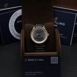 Breitling Navitimer U17326 (2022) - Grijs wijzerplaat 41mm Goud/Staal (3/7)