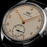 IWC Portuguese Automatic IW358303 (2025) - Silver dial 40 mm Steel case (3/7)