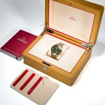Omega Seamaster Diver 300 M 210.90.42.20.10.001 (2025) - Green dial 42 mm Titanium case (2/5)