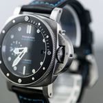 Panerai Luminor Submersible PAM00683 (2022) - Black dial 42 mm Steel case (7/8)