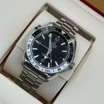 Omega Seamaster Planet Ocean 215.30.44.22.01.001 (2023) - Black dial 44 mm Steel case (3/8)