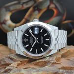 Rolex Datejust 41 126300 (2024) - Black dial 41 mm Steel case (5/8)