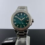 Oris Aquis Date 01 733 7730 4137-07 8 24 (2024) - Groen wijzerplaat 44mm Staal (1/8)