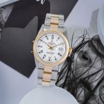 Rolex Oyster Perpetual Date 15223 (1993) - 34mm Goud/Staal (1/8)