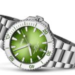 Oris Aquis Date 01 733 7787 4137-07 8 22 04PEB (2024) - Green dial 42 mm Steel case (1/1)