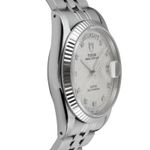 Tudor Prince Date 76214 - (7/8)