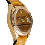 Rolex Lady-Datejust 6917 (1975) - Bruin wijzerplaat 26mm Geelgoud (6/8)
