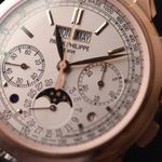 Patek Philippe Perpetual Calendar Chronograph 5270R (2017) - Silver dial 42 mm Rose Gold case (5/6)