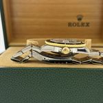 Rolex Submariner Date 16613 (2004) - Black dial 40 mm Gold/Steel case (3/8)