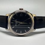 Patek Philippe Calatrava 5227G-010 (2026) - Zwart wijzerplaat 39mm Witgoud (3/6)