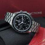 Omega Speedmaster Professional Moonwatch 310.30.42.50.01.002 (2022) - Black dial 42 mm Steel case (1/8)