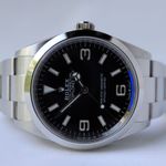 Rolex Explorer 124270 (2021) - Zwart wijzerplaat 36mm Staal (2/8)