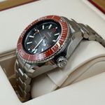 Omega Seamaster Planet Ocean 215.30.46.21.06.001 (2023) - Grey dial 45 mm Steel case (7/8)