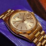 Rolex Day-Date 1803 (1970) - Champagne dial 36 mm Rose Gold case (2/5)