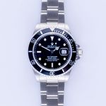 Rolex Submariner Date 16610 (1998) - Zwart wijzerplaat 40mm Staal (3/8)