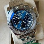 Breitling Chronomat AB011511/C987 (2021) - Blue dial 44 mm Steel case (1/7)