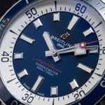 Breitling Superocean 42 A17375 (Unknown (random serial)) - Blue dial 42 mm Steel case (2/5)