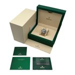 Rolex GMT-Master II 126718GRNR (2024) - Black dial 40 mm Yellow Gold case (5/5)