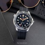 Omega Seamaster Diver 300 M 210.22.42.20.01.004 (Unknown (random serial)) - Black dial 42 mm Steel case (3/8)