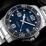 Longines HydroConquest L3.780.4.96.6 (2025) - Blauw wijzerplaat 39mm Staal (3/7)