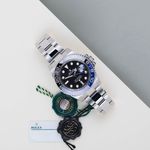 Rolex GMT-Master II 116710BLNR (2018) - Black dial 40 mm Steel case (2/8)