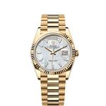 Rolex Day-Date 36 128238 (2025) - Wit wijzerplaat 36mm Geelgoud (1/1)