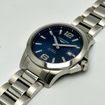 Longines Conquest L3.776.4.99.6 (2023) - Blue dial 39 mm Steel case (6/10)