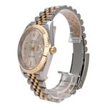Rolex Datejust 41 126333 (2016) - Zilver wijzerplaat 41mm Goud/Staal (3/8)