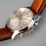 Hamilton Spirit of Liberty H32416581 (2025) - Silver dial 42 mm Steel case (2/8)