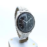 Omega Speedmaster Professional Moonwatch 310.30.42.50.01.001 (2023) - Black dial 42 mm Steel case (2/8)