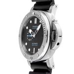 Panerai Luminor Submersible PAM01229 (2026) - Zwart wijzerplaat 44mm Staal (4/7)