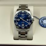 Longines HydroConquest L3.781.4.96.6 (2023) - Blauw wijzerplaat 41mm Staal (4/8)