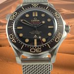 Omega Seamaster Diver 300 M 210.90.42.20.01.001 (2024) - Bruin wijzerplaat 42mm Titanium (1/8)