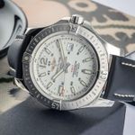 Breitling Colt Automatic A1738811/G791 (Onbekend (willekeurig serienummer)) - Wit wijzerplaat 44mm Staal (2/8)