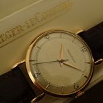 Jaeger-LeCoultre Vintage Unknown (1945) - Champagne dial 35 mm Red Gold case (4/8)