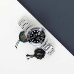 Rolex Submariner Date 126610LN (2025) - Zwart wijzerplaat 41mm Staal (2/8)