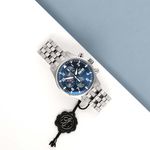 IWC Pilot Chronograph IW377717 (2017) - Blue dial 43 mm Steel case (2/7)