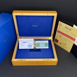 Piaget Tanagra 16031M401D (1996) - Blue dial 25 mm Yellow Gold case (3/8)