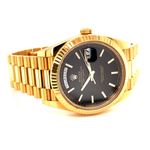 Rolex Day-Date 40 228238 (2021) - Zwart wijzerplaat 40mm Geelgoud (2/8)