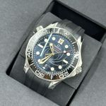 Omega Seamaster Diver 300 M 210.22.42.20.01.004 (2024) - Black dial 42 mm Steel case (5/8)