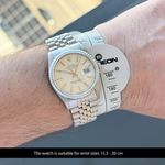 Rolex Datejust 36 16220 (1991) - Zilver wijzerplaat 36mm Staal (2/8)