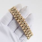 Rolex Day-Date 36 18238 (1997) - Black dial 36 mm Yellow Gold case (8/8)