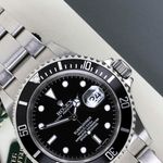 Rolex Submariner Date 16610 (2008) - Zwart wijzerplaat 40mm Staal (3/8)