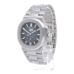 Patek Philippe Nautilus 5726/1A-014 (2023) - Blue dial 41 mm Steel case (2/7)