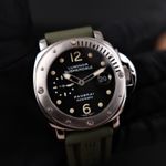 Panerai Luminor Submersible PAM00024 (2001) - Black dial 44 mm Steel case (5/8)