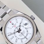 Rolex Sky-Dweller 336934 (2024) - White dial 42 mm Gold/Steel case (3/8)
