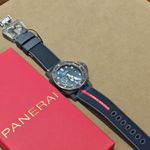 Panerai Submersible PAM01466 (2025) - Blue dial 44 mm Titanium case (1/2)