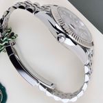 Rolex Sky-Dweller 336934 (2025) - 42 mm Gold/Steel case (7/8)