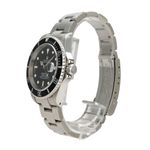 Rolex Submariner Date 16610 (2003) - Black dial 40 mm Steel case (4/8)